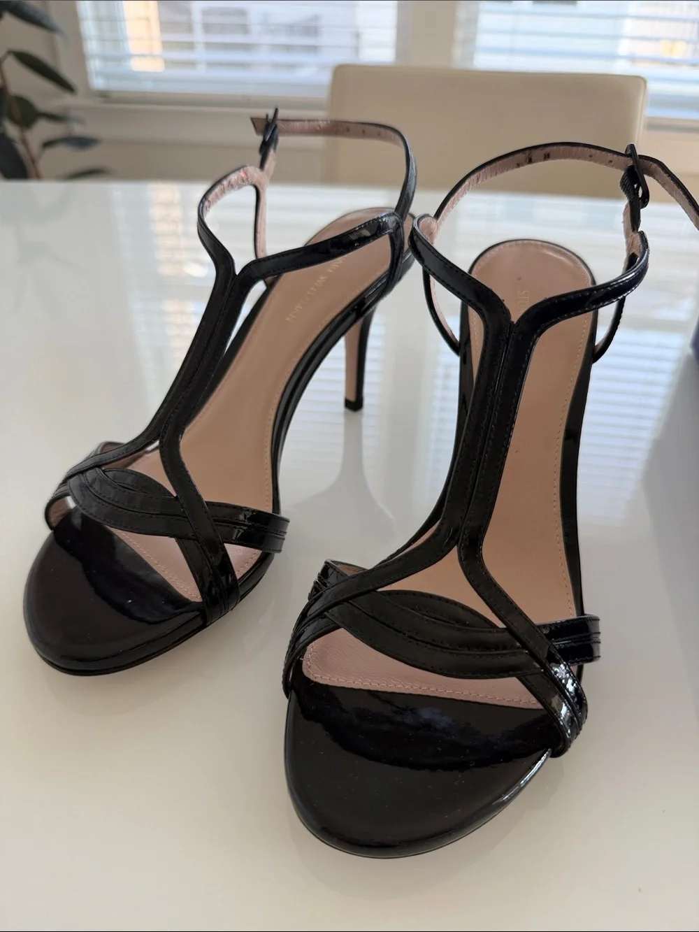 Stuart Weitzman Sunny Black Patent Dress shoes sz 7.5 NEW